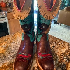 Ariat Women’s Buffalo Girl Boots - Brown and Tan with Turquoise Accents